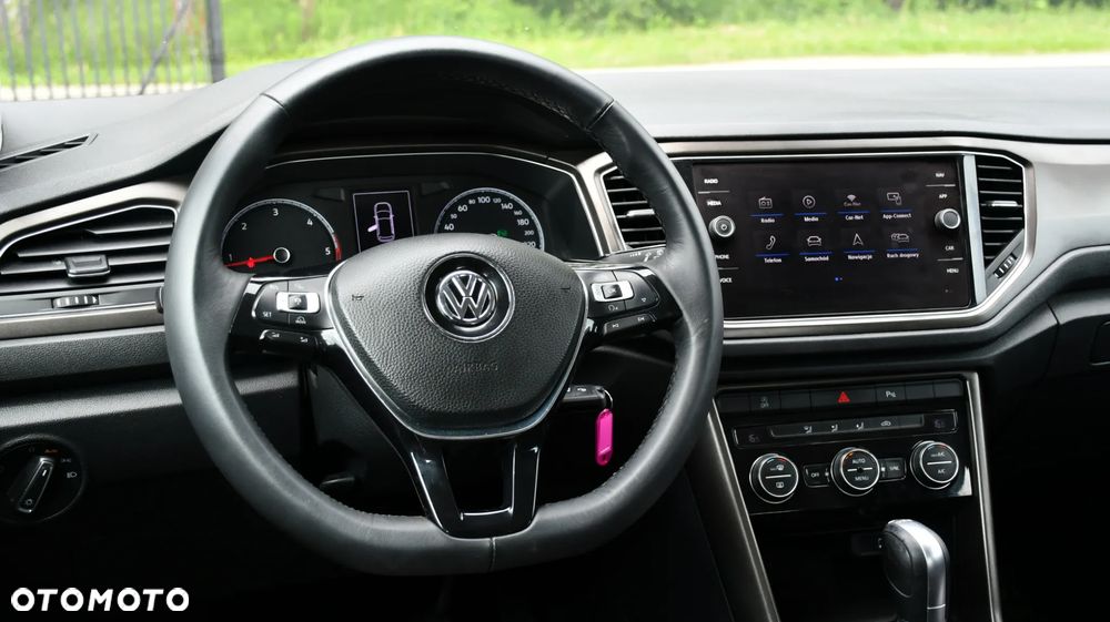 Volkswagen T-Roc - 32