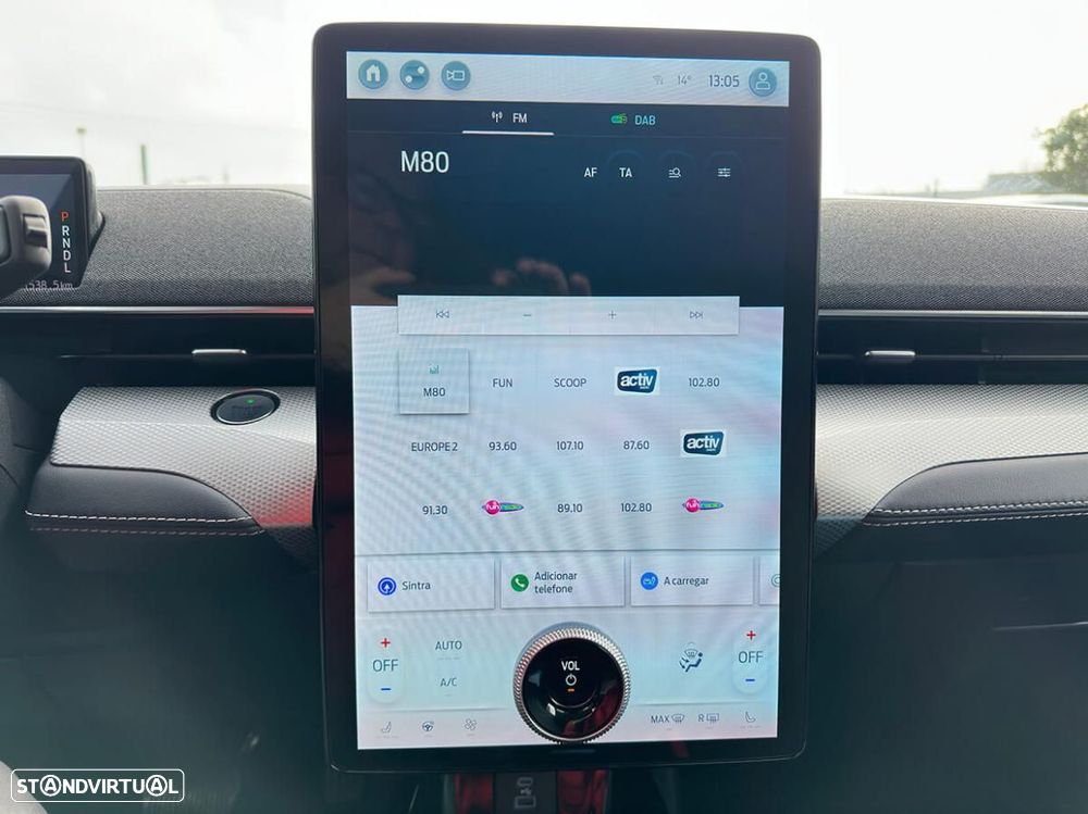 Ford Mustang Mach-E Standard - 39