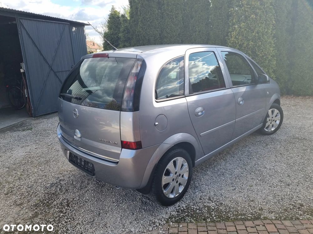 Opel Meriva 1.6 16V Easytronic Cosmo - 5