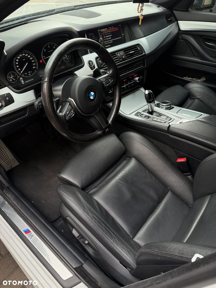 BMW Seria 5 520d xDrive - 6