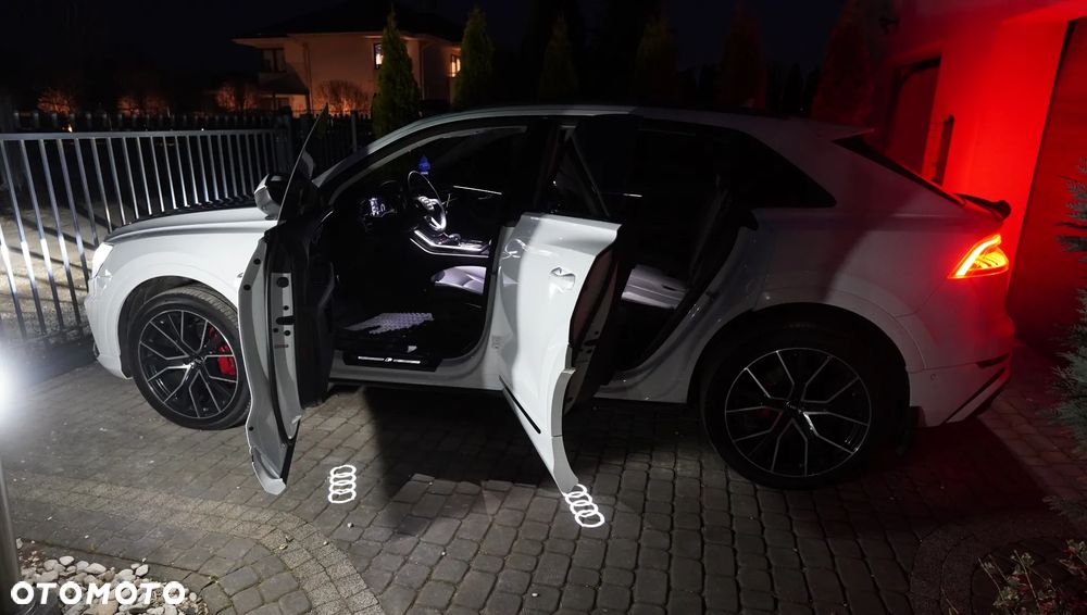 Audi Q8 55 TFSI quattro tiptronic - 32