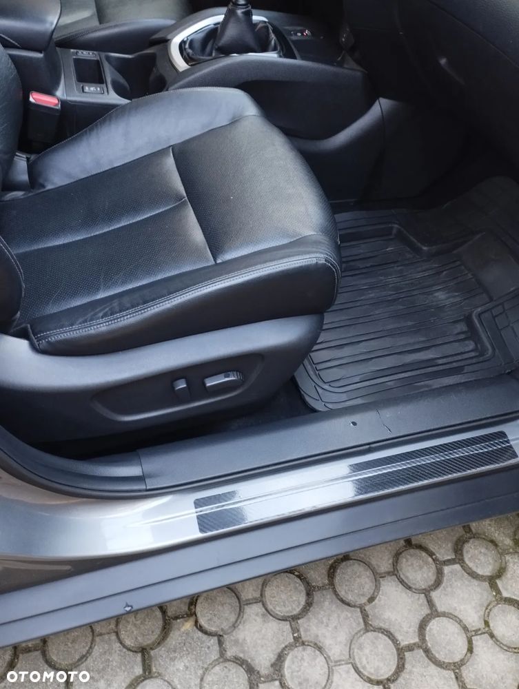 Nissan X-Trail 1.6 DCi Tekna 2WD 7os - 11