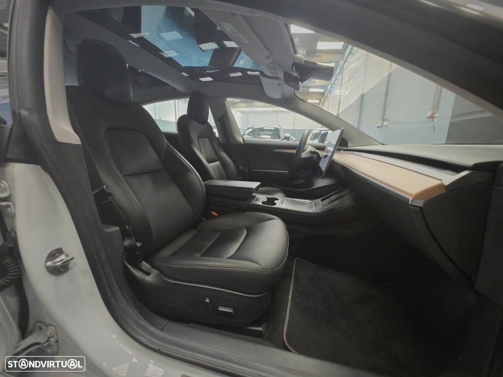 Tesla Model 3 Long Range AWD Dual Motor Performance - 15