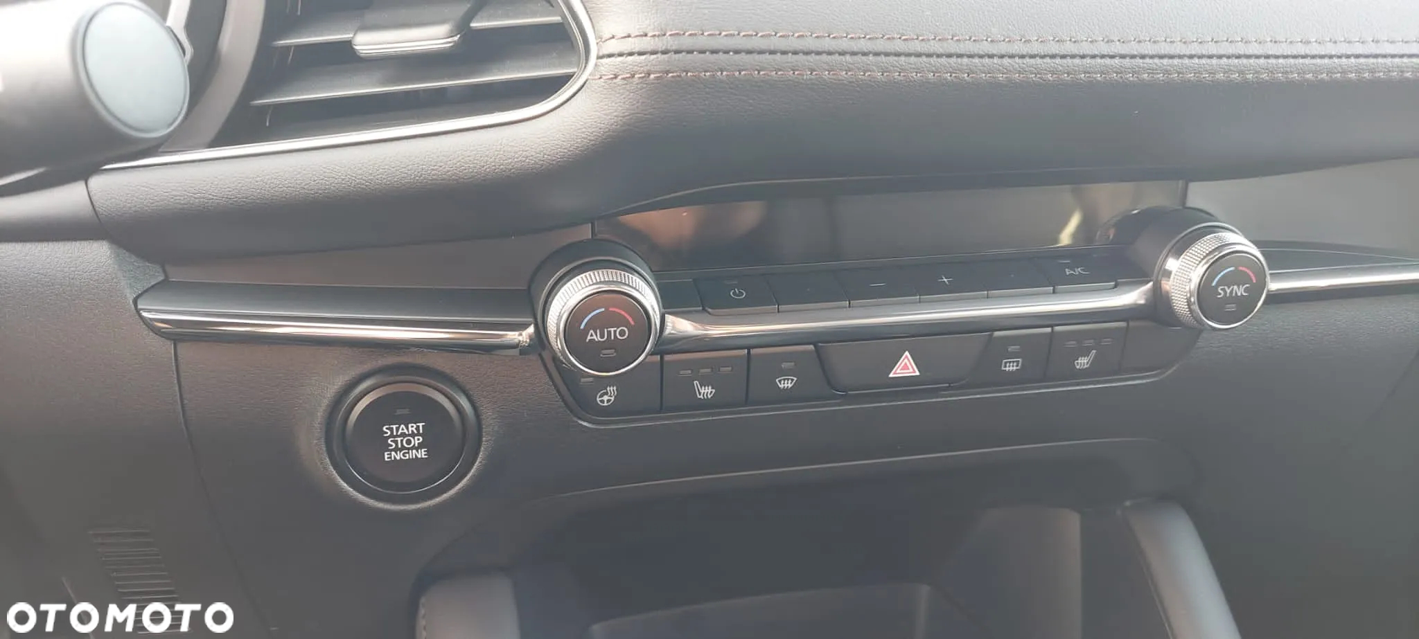 Mazda 3 e-SKYACTIV-G 122 M HYBRID EXCLUSIVE-LINE - 14