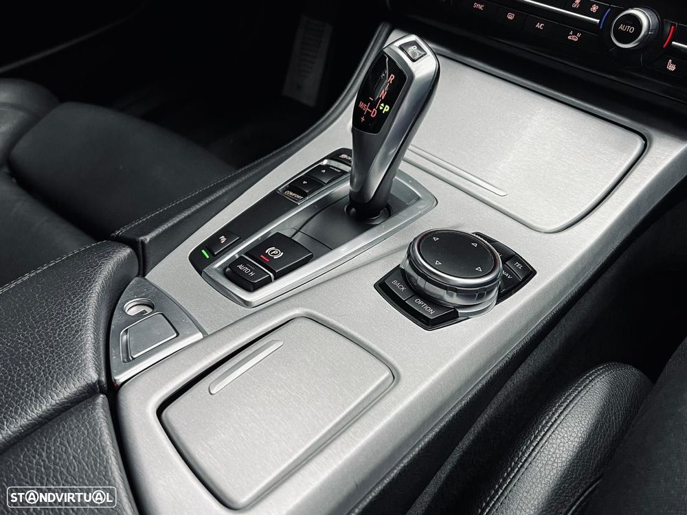 BMW 520 d Pack M Auto - 31