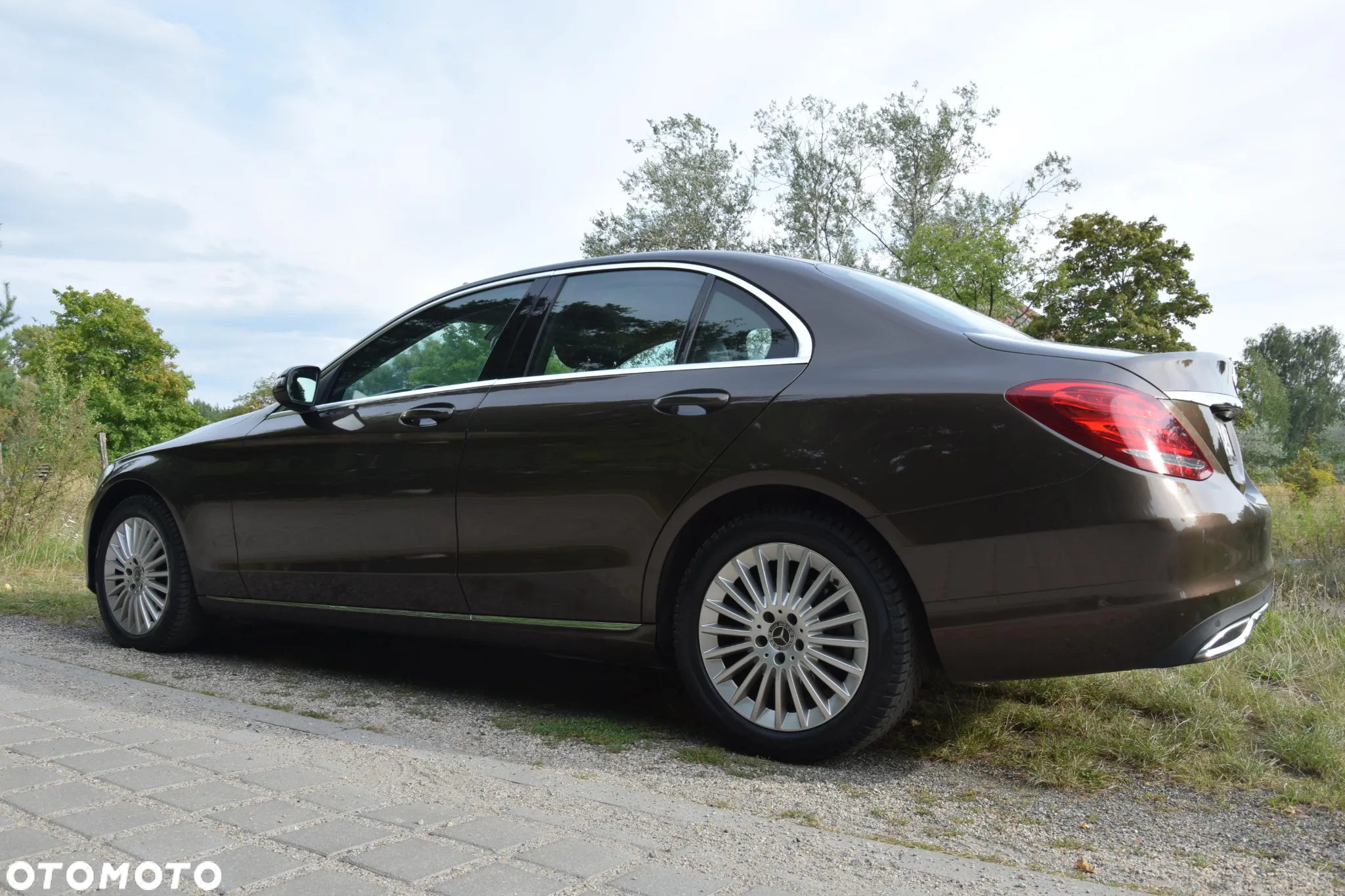 Mercedes-Benz Klasa C 200 9G-TRONIC - 36