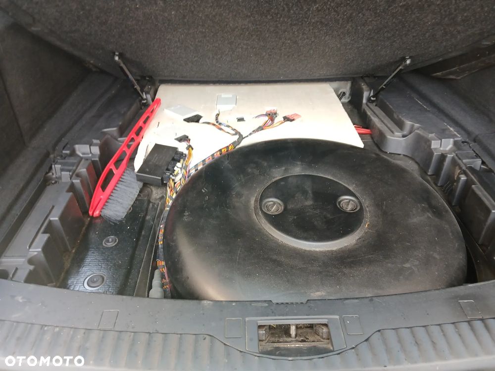 BMW Seria 5 530i - 23