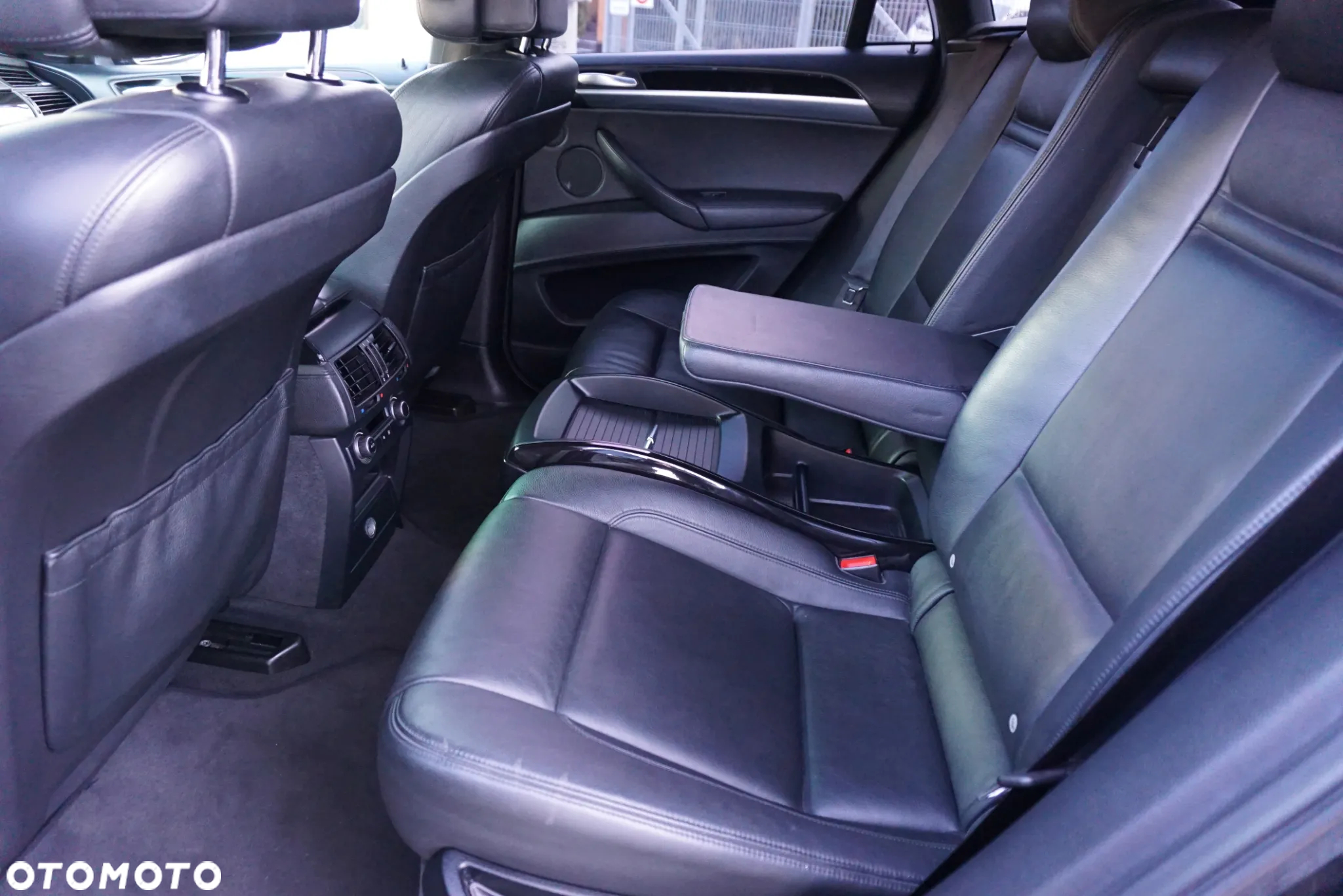 BMW X6M Standard - 10
