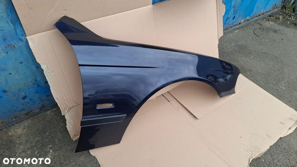 BMW E39 BŁOTNIK PRAWY PRZÓD PRZEDNI ORIENTBLAU
