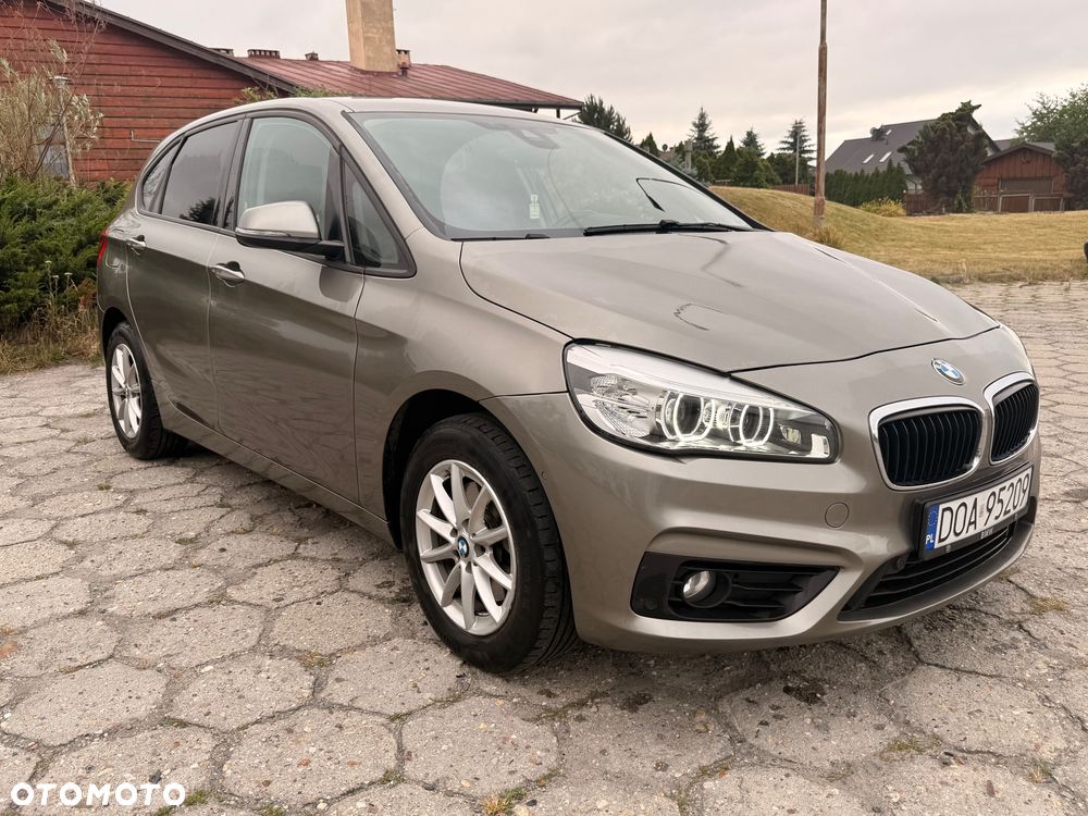 BMW Seria 2 218i - 3