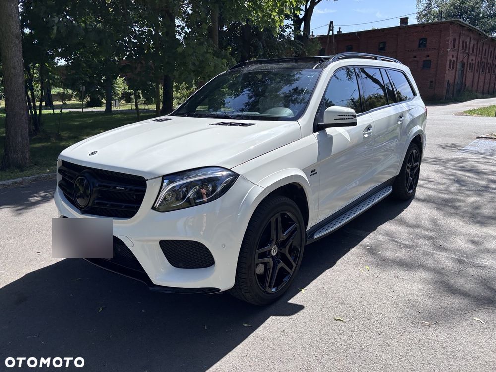 Mercedes-Benz GLS - 2