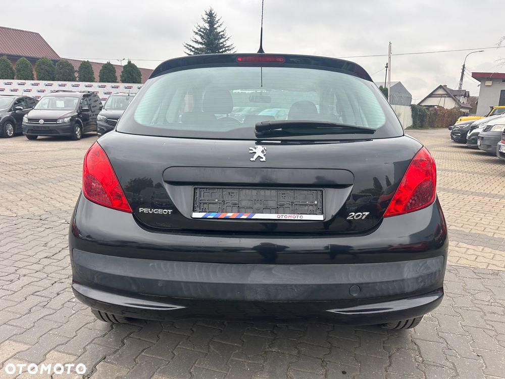 Peugeot 207 1.4 Presence - 11
