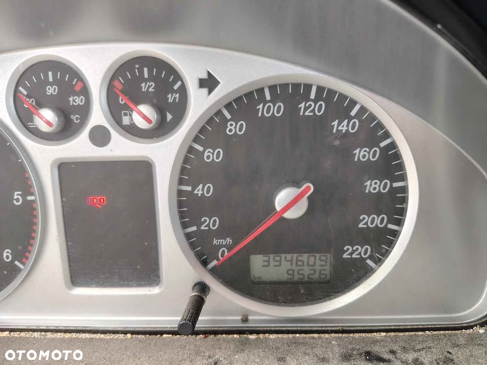 Ford Galaxy 1.9 TDI Ambiente - 5