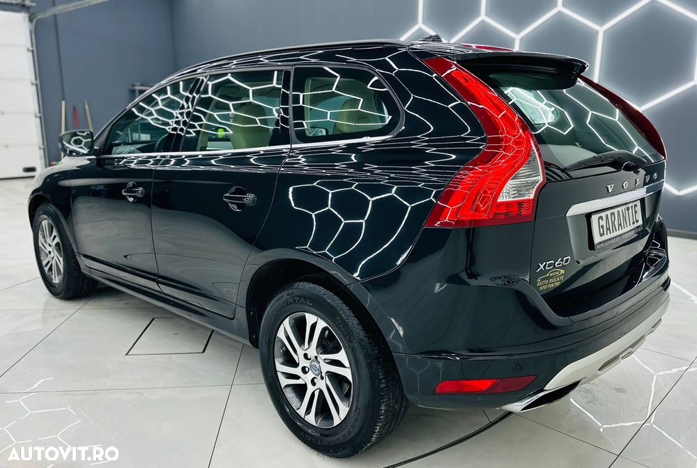 Volvo XC 60 D4 Geartronic Momentum - 3