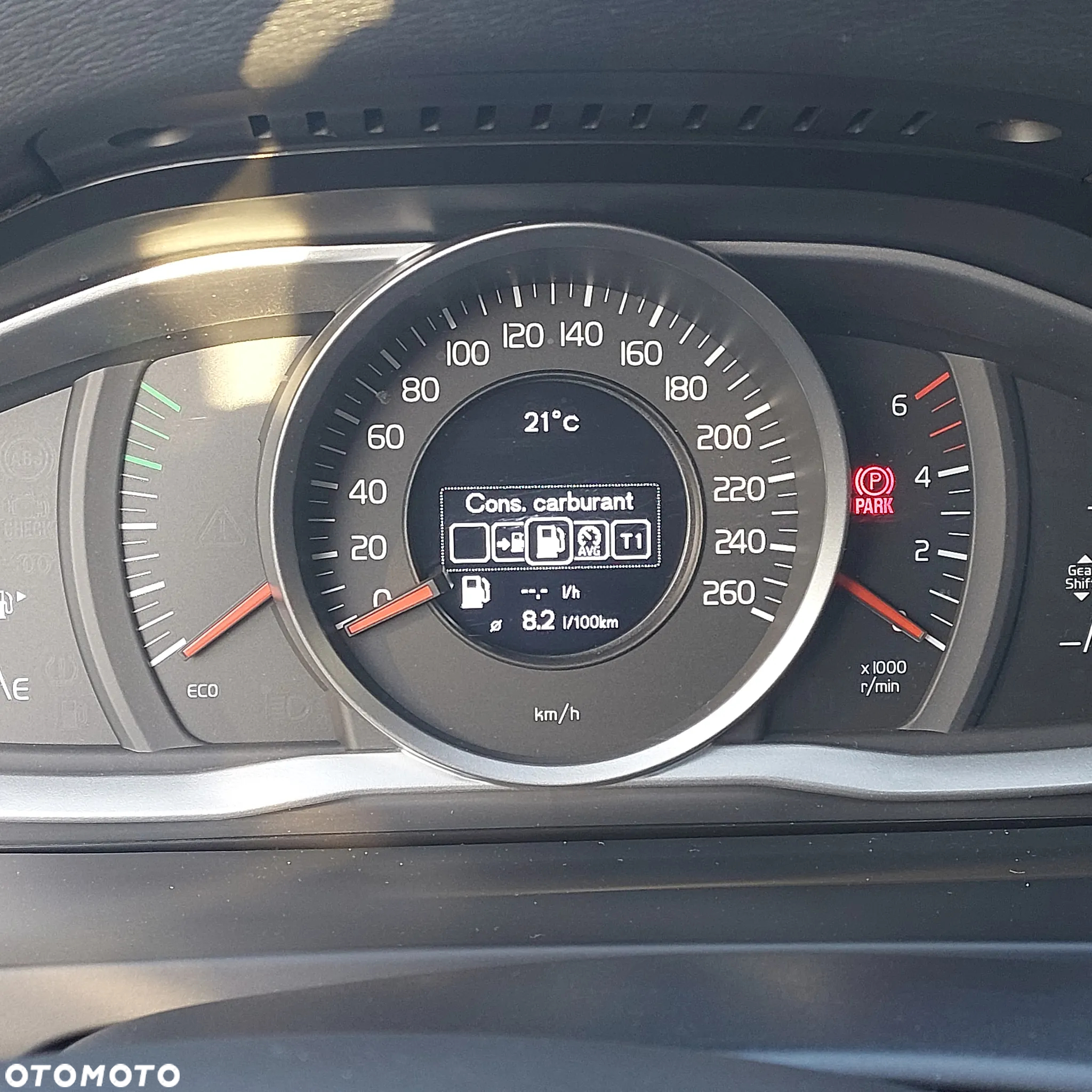 Volvo V60 D2 Base - 15