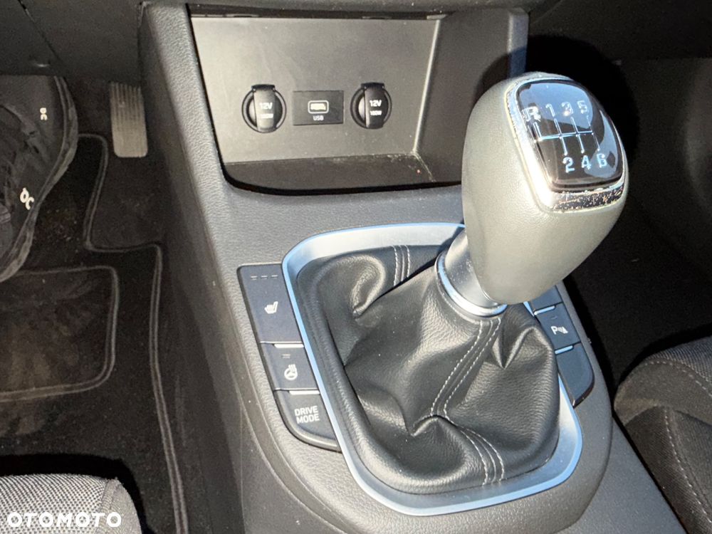 Hyundai i30 1.5 T-GDI 48V-Hybrid Advantage - 16