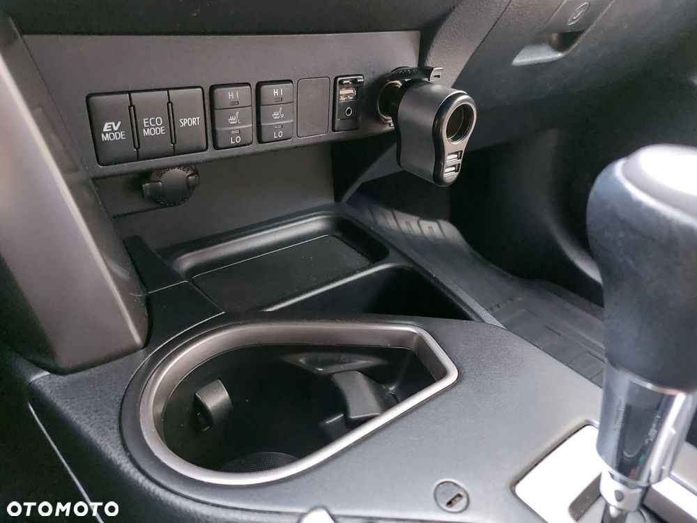 Toyota RAV4 Hybrid Platinum 4x2 - 21