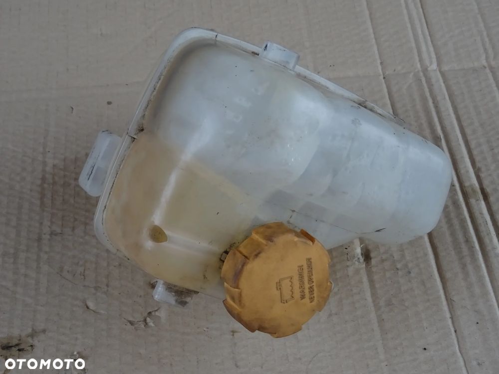 OPEL VECTRA C SIGNUM ZBIORNICZEK WYRÓWNAWCZY PŁYNU KOREK CZUJNIK 1,8 2,0T 2,2 1,9D - 10