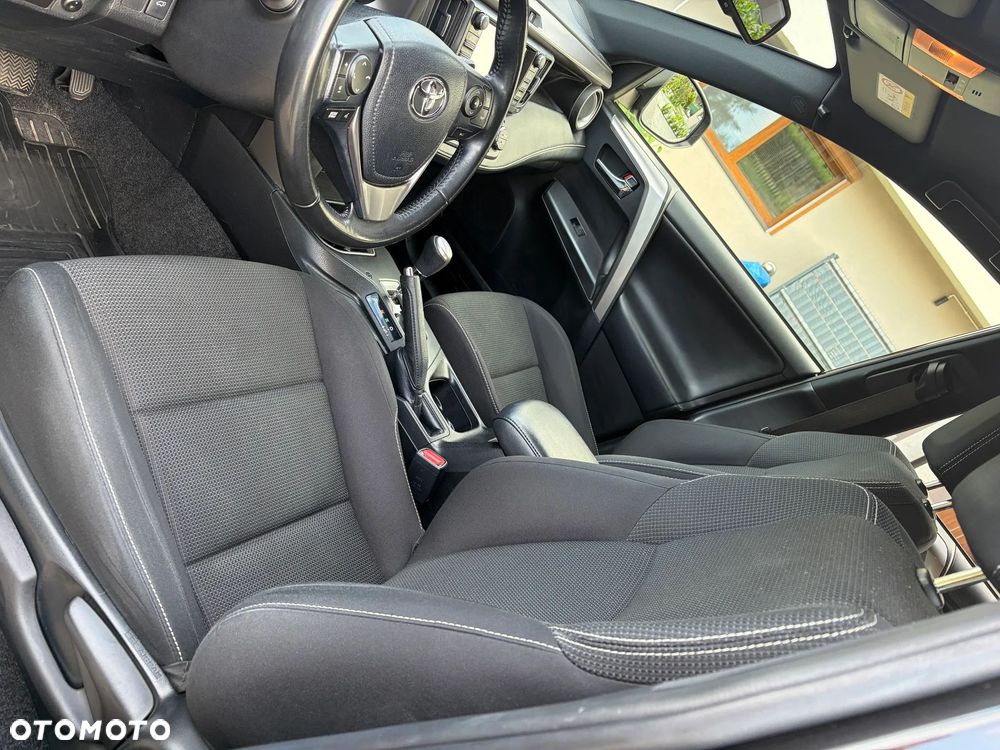 Toyota RAV4 Hybrid Premium 4x2 - 19