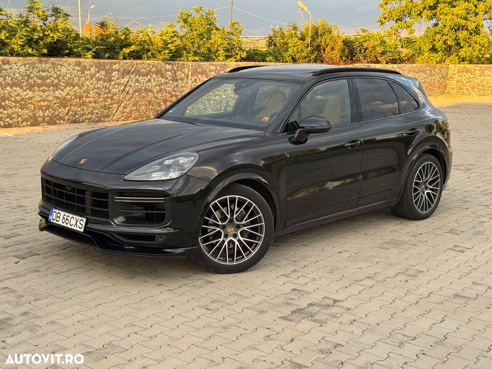 Porsche Cayenne - 4