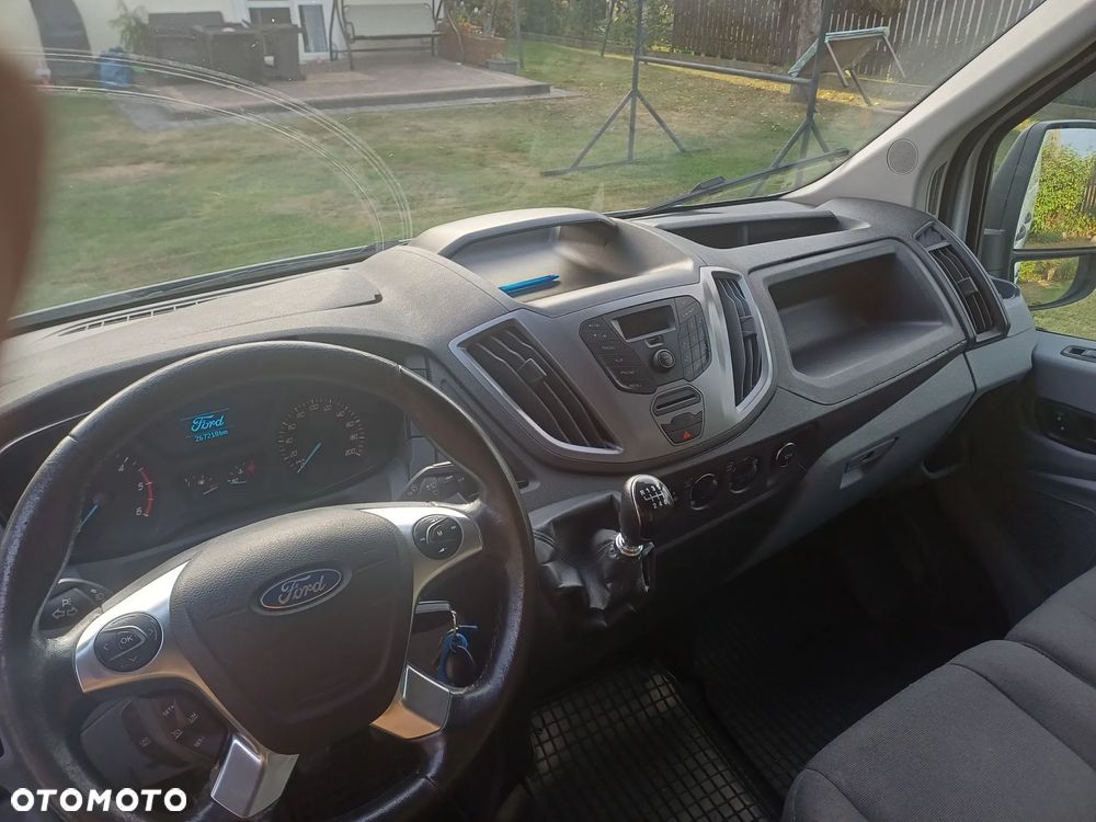 Ford Transit - 8