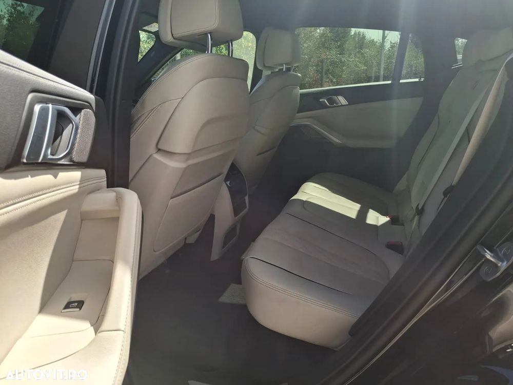 BMW X6 xDrive40i - 8