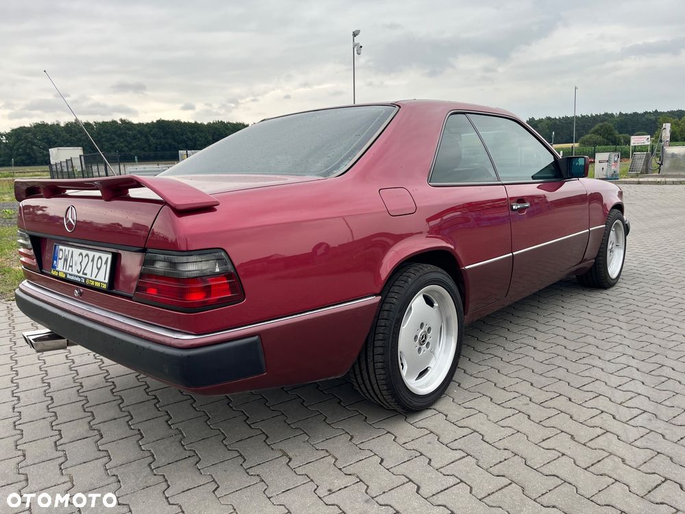 Mercedes-Benz W124 (1984-1993) - 8