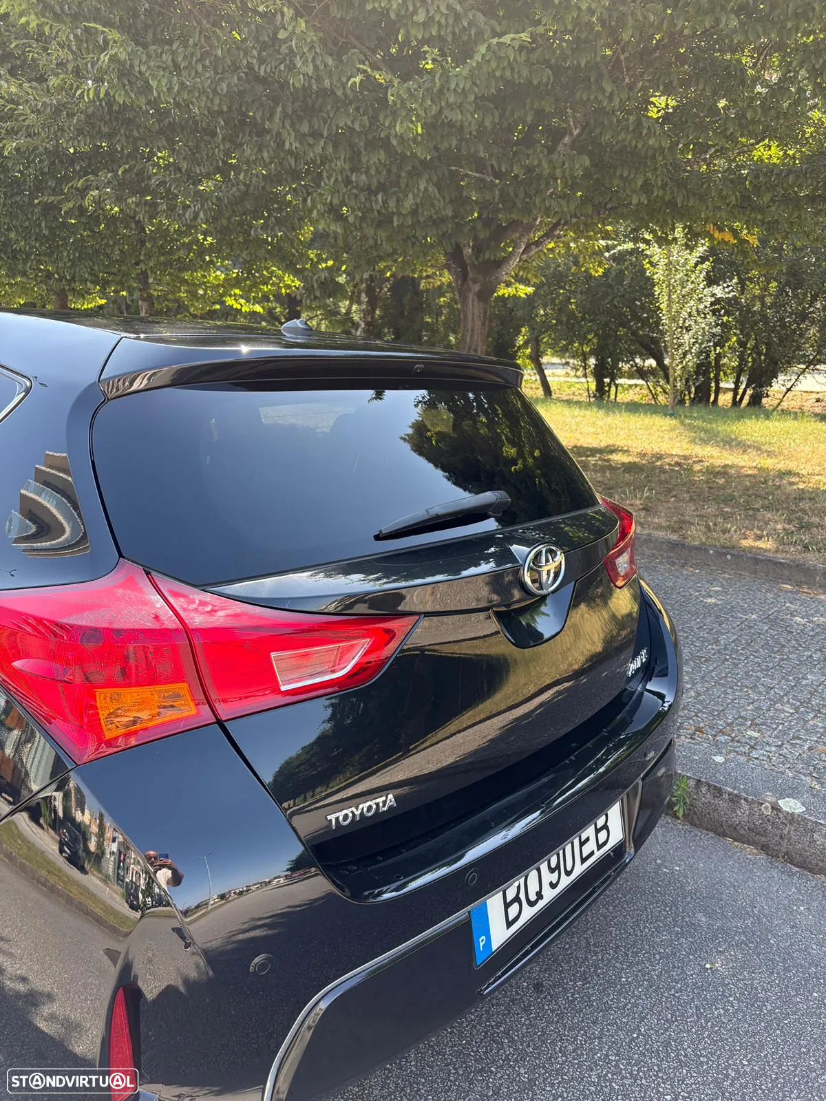 Toyota Auris 1.4 D-4D Com. +P.Sport+Navi - 5
