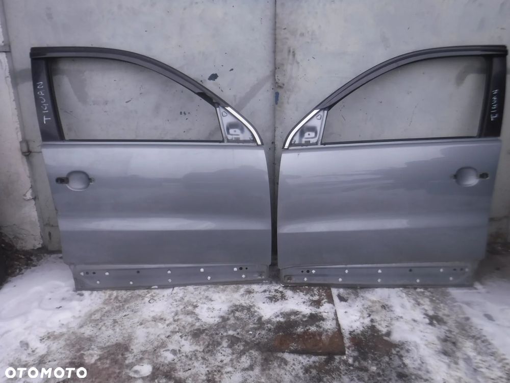 Vw Tiguan I 5N drzwi lewe prawe tyl   DR7N - 1