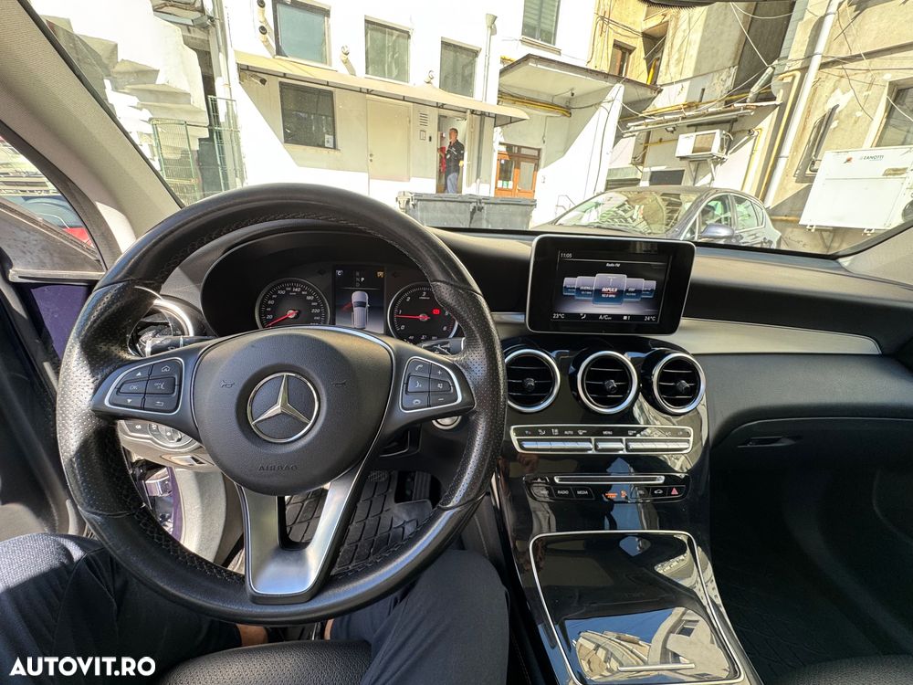Mercedes-Benz GLC 220 d 4MATIC - 12