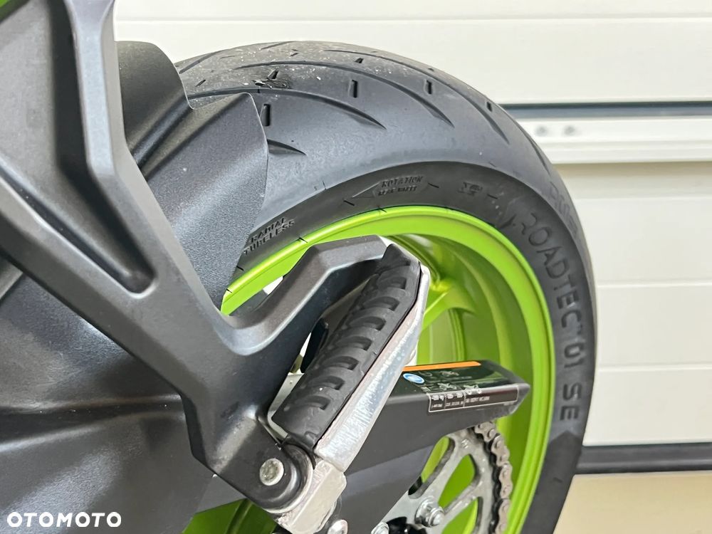 Kawasaki Z 650 - 12