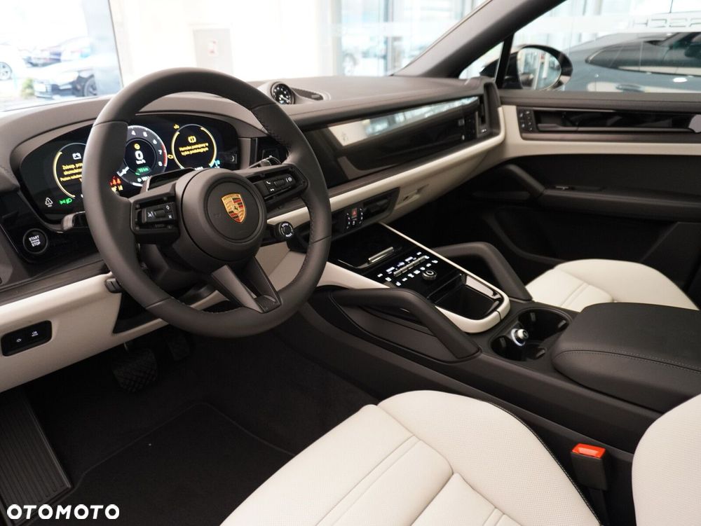 Porsche Cayenne E-Hybrid PHEV Black Edition - 28