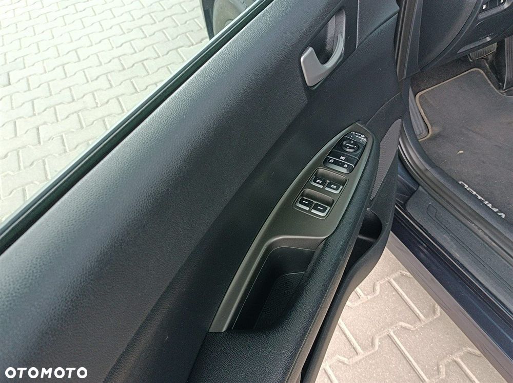 Kia Optima - 15