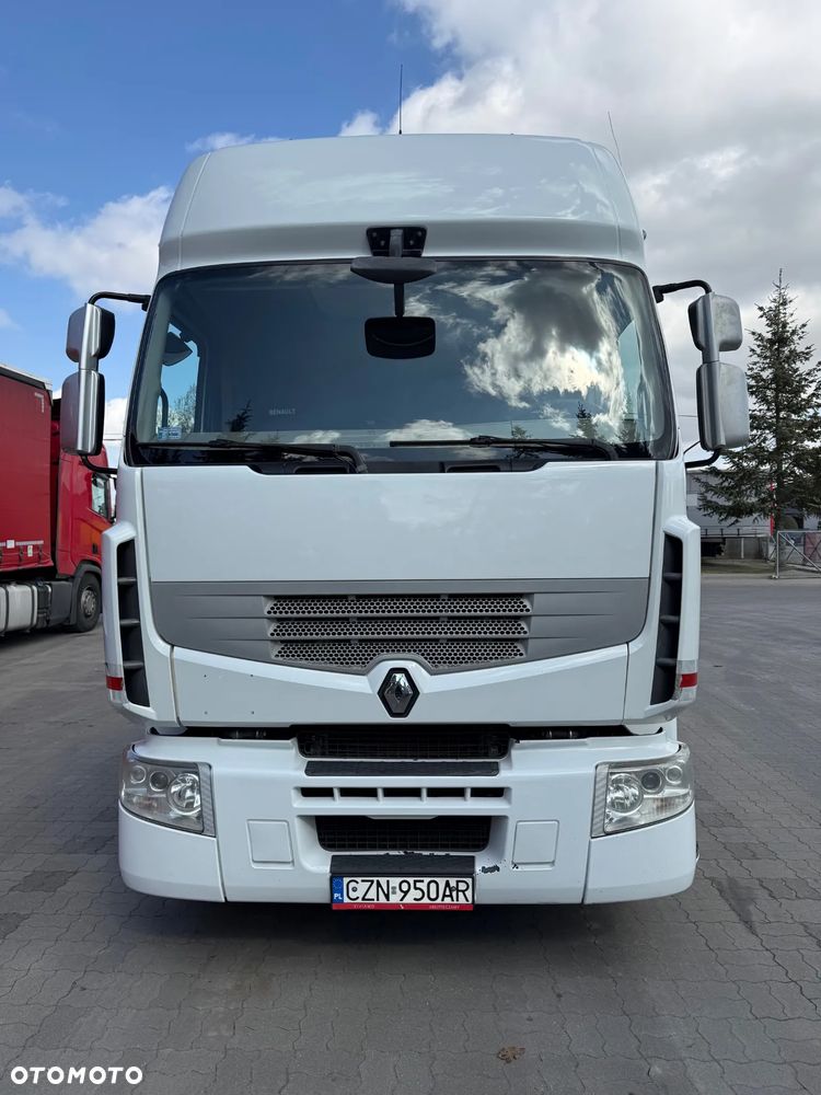 Renault Premium - 1