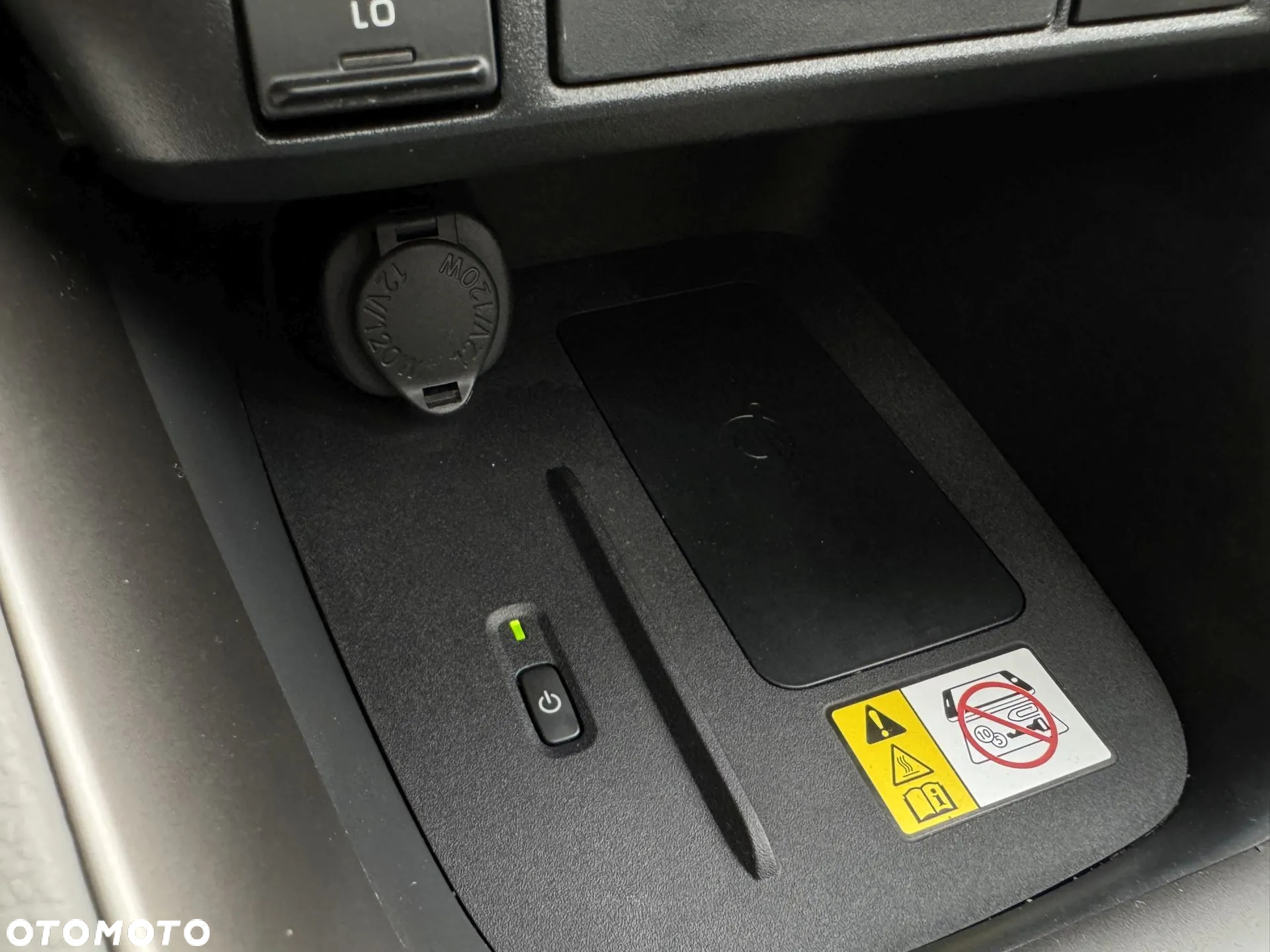 Toyota Yaris Hybrid 1.5 VVT-i Premiere Edition - 18