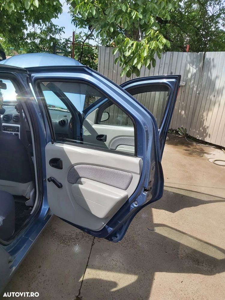 Dacia Logan 1.4 MPI Laureate - 5