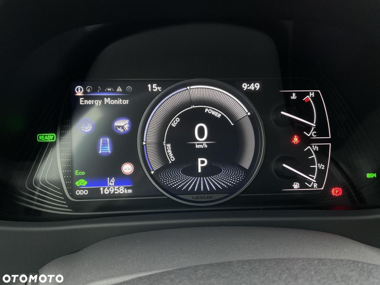 Lexus UX 250h GPF F Sport Design 2WD - 20