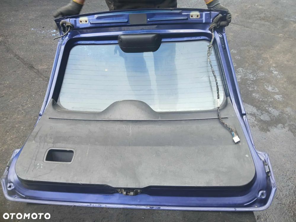 Mitsubishi Space Star klapa bagażnika - 5