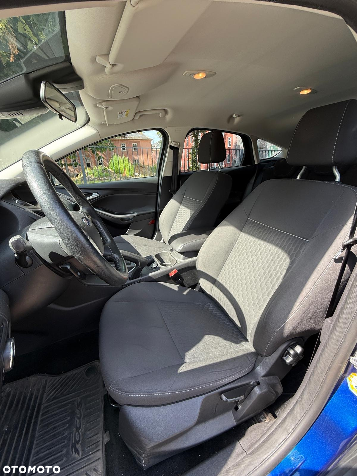 Ford Focus 1.6 EcoBoost Trend - 12