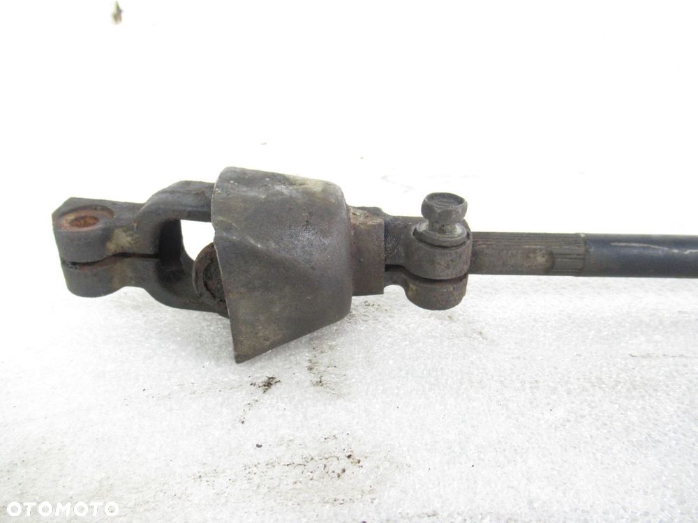 KRZYŻAK KOLUMNY LEXUS IS I - 4