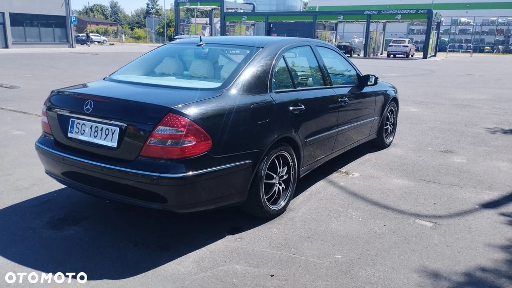 Mercedes-Benz Klasa E - 11