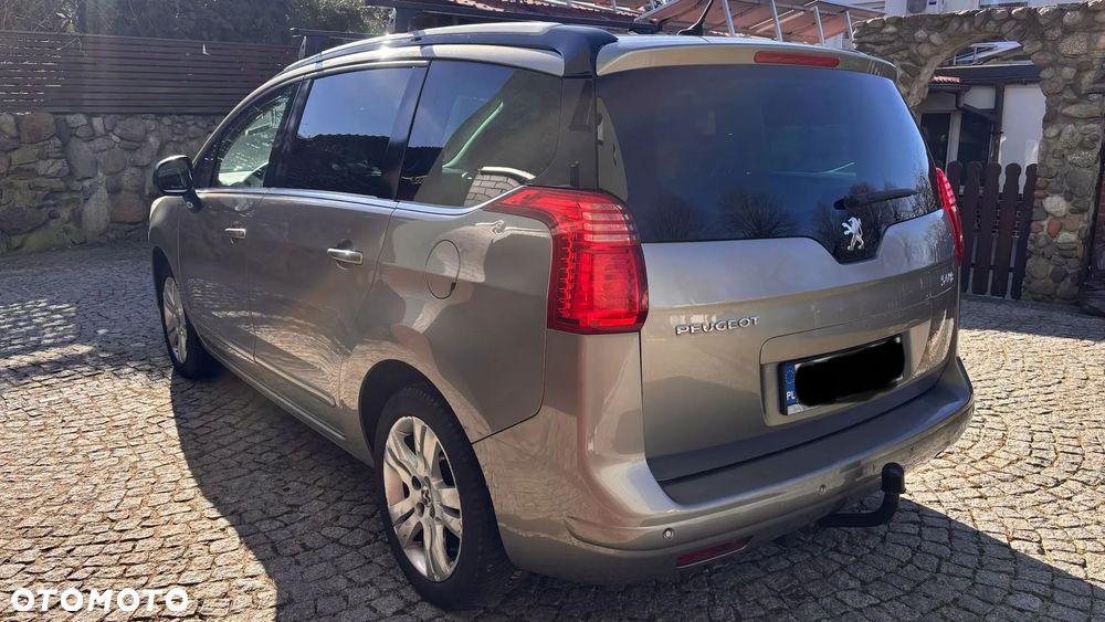 Peugeot 5008 - 6