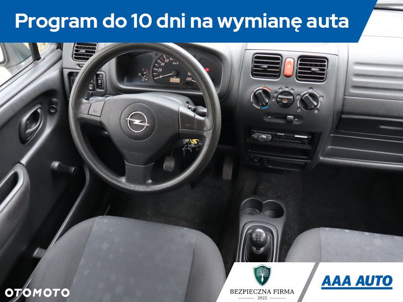 Opel Agila - 8