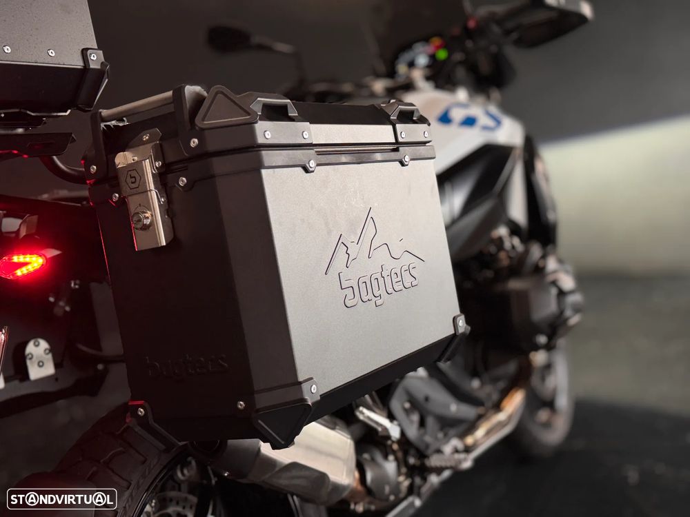 BMW R 1300 GS LightWhite - 13