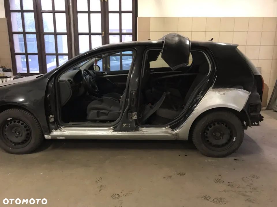 Volkswagen Golf 1.9 TDI Tour Edition - 18