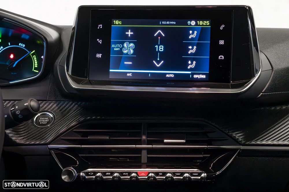 Peugeot e-208 Active - 17