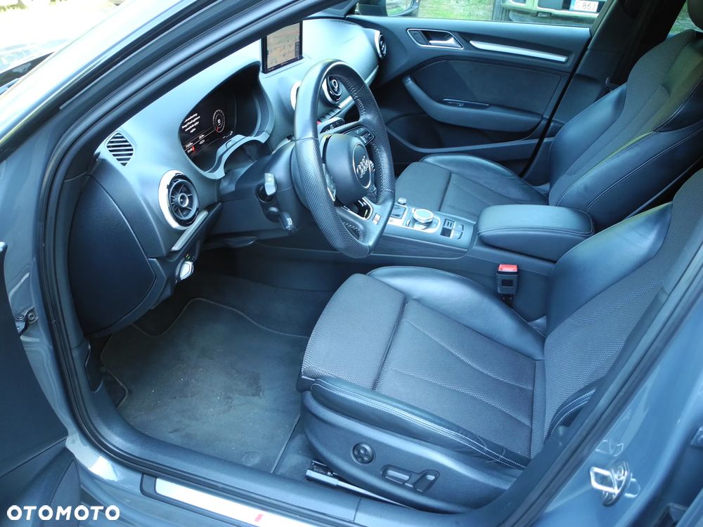 Audi A3 Sportback - 16