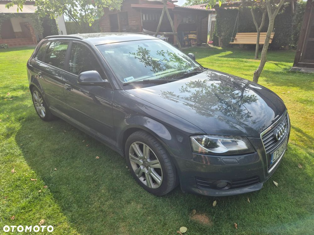 Audi A3 Sportback 2.0 TDI DPF Attraction - 2