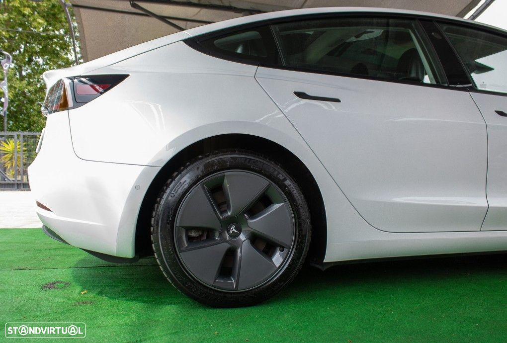 Tesla Model 3 Standard Range Plus RWD - 10