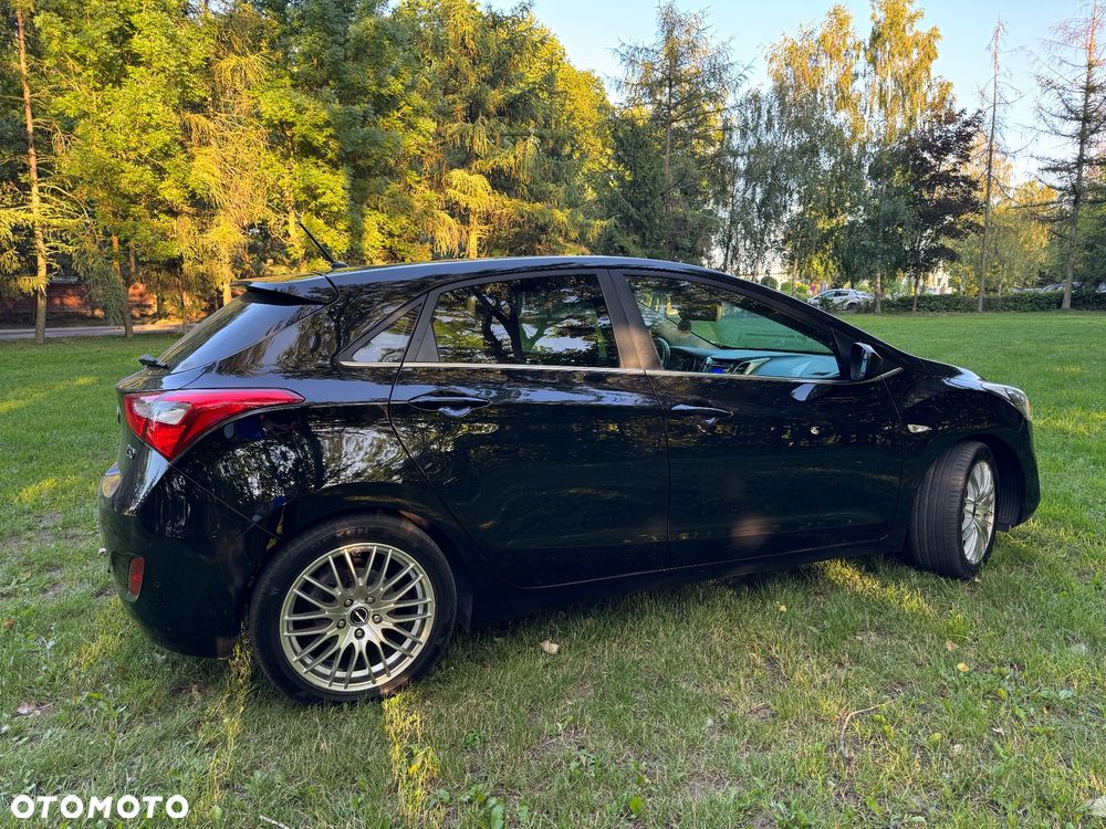 Hyundai i30 1.6 CRDi Premium DCT - 5